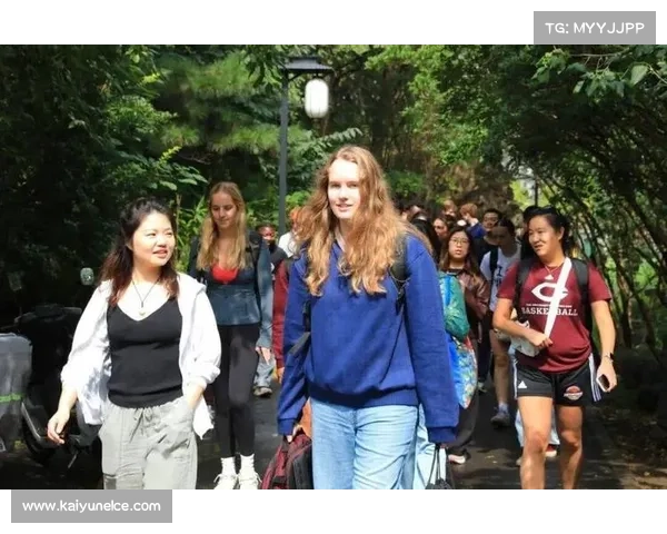 芝加哥大学队员称赞北大女篮：对抗性强、速度快、技术好